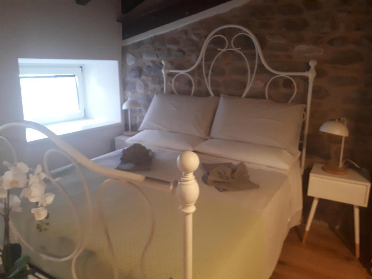 Apartamento Mimma'S Pontremoli Exterior foto